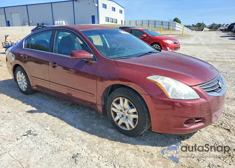 2010 Nissan Altima Base z USA, uszkodzony, nr VIN 1N4AL2AP3AC190269